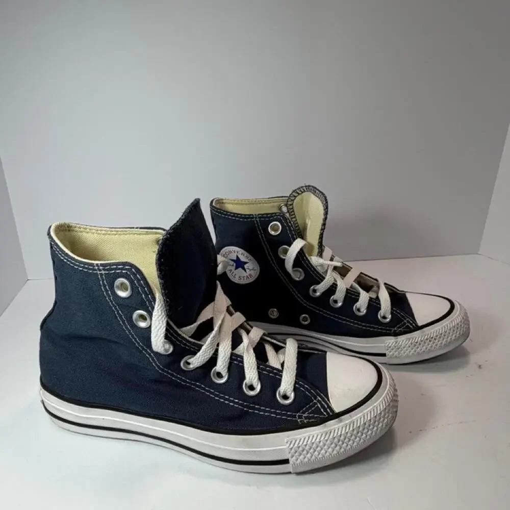 Converse step out